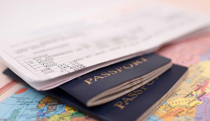 Procedure for registering a business license on international travel service