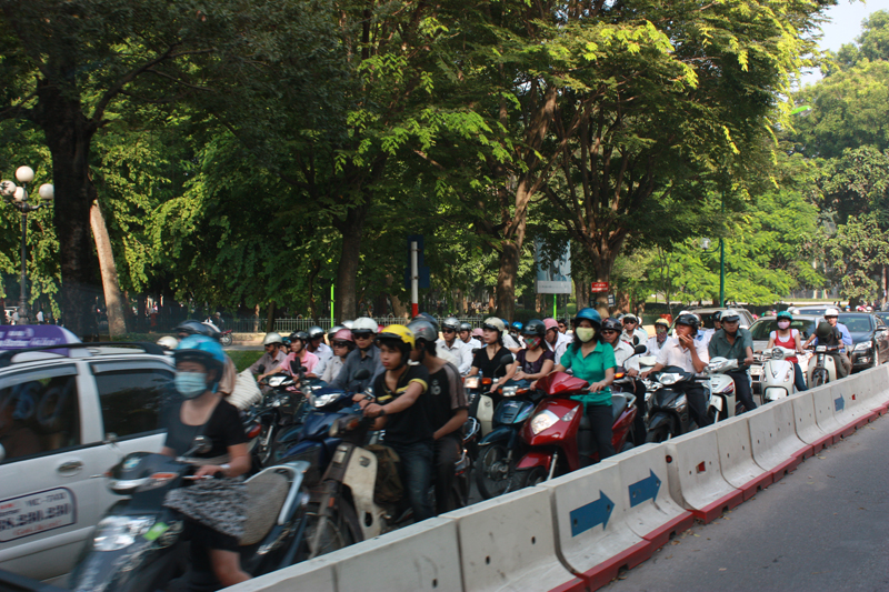 Penalty for riding a motorbike in the opposite direction in Vietnam