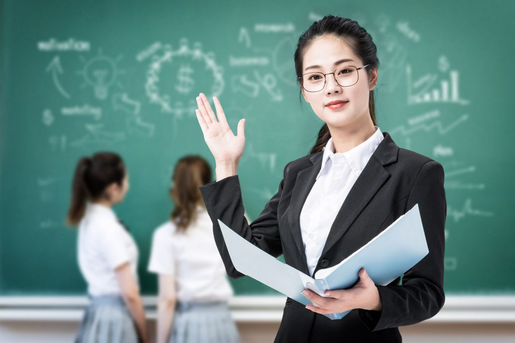 Are teachers allowed to participate in multi-level selling according to Vietnamese law?
