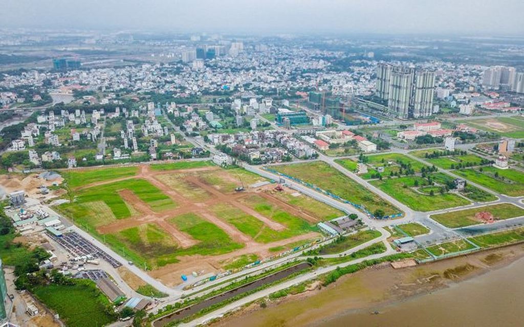 Can non-agricultural land be built in accordance with Vietnamese law?