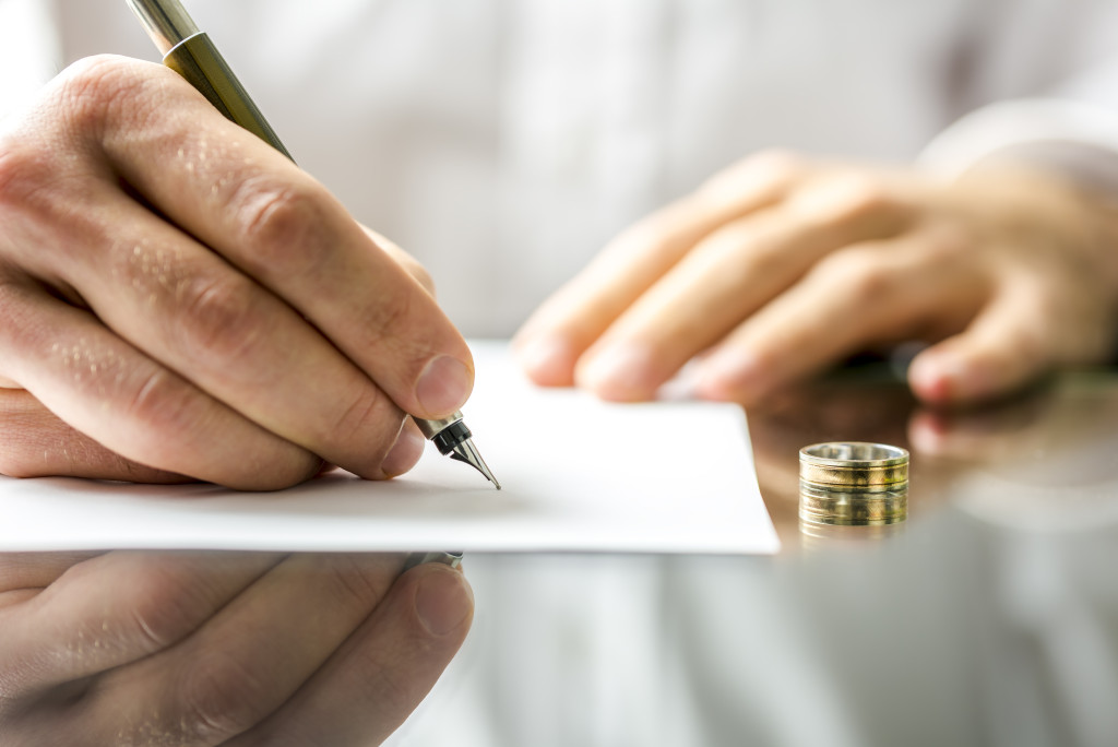 What documents are required for a unilateral divorce according to the law?