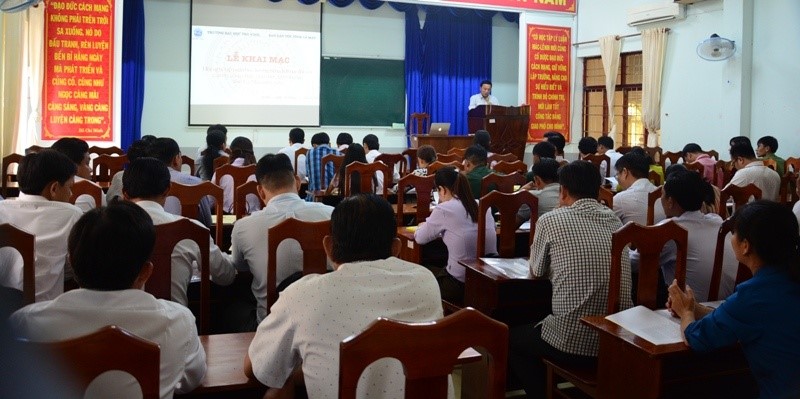 General regulations on cadres and civil servants in Vietnam