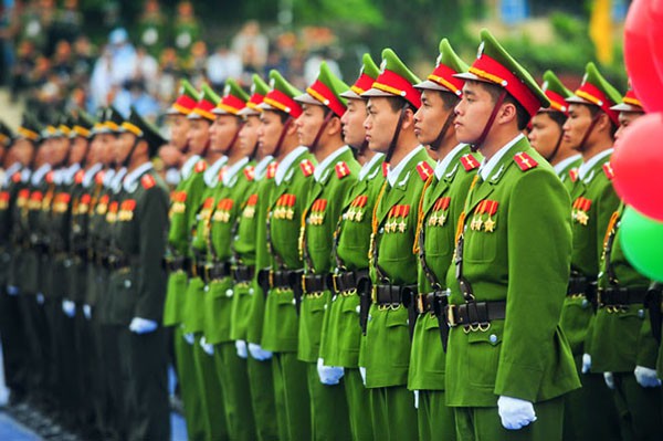 Review of police professional duties in Vietnam