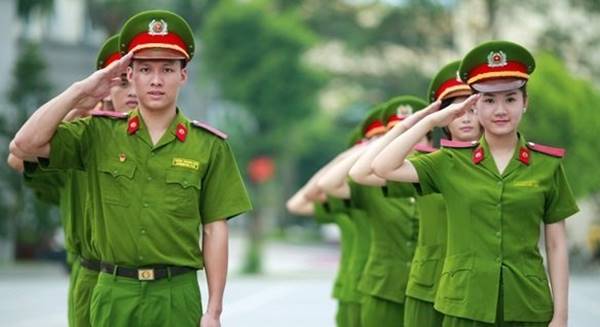 Review of the payroll of the police service in Vietnam