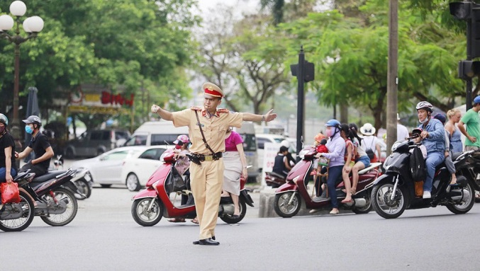 What if the traffic police is beaten while performing his duties