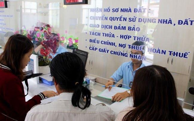 How to check real estate records according to Vietnam law?