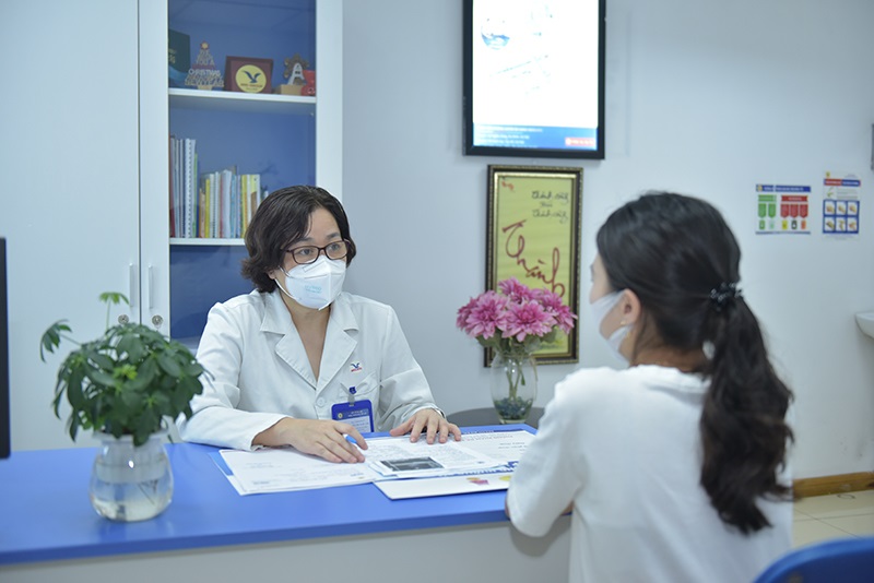 Is health insurance covered when applying for a job in Vietnam?