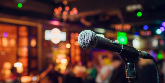 What is the punishment for neighbors who still sing karaoke at night according to the provisions of Vietnamese law in 2022?