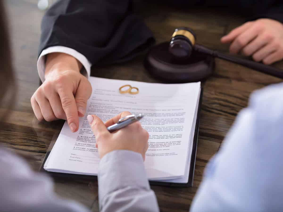 How to write a divorce form with a foreigner in Vietnam?