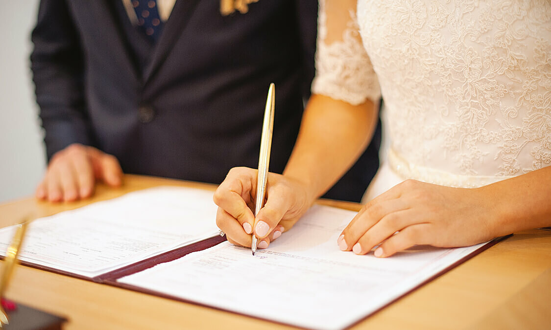 Divorce procedures for people living abroad in Vietnam